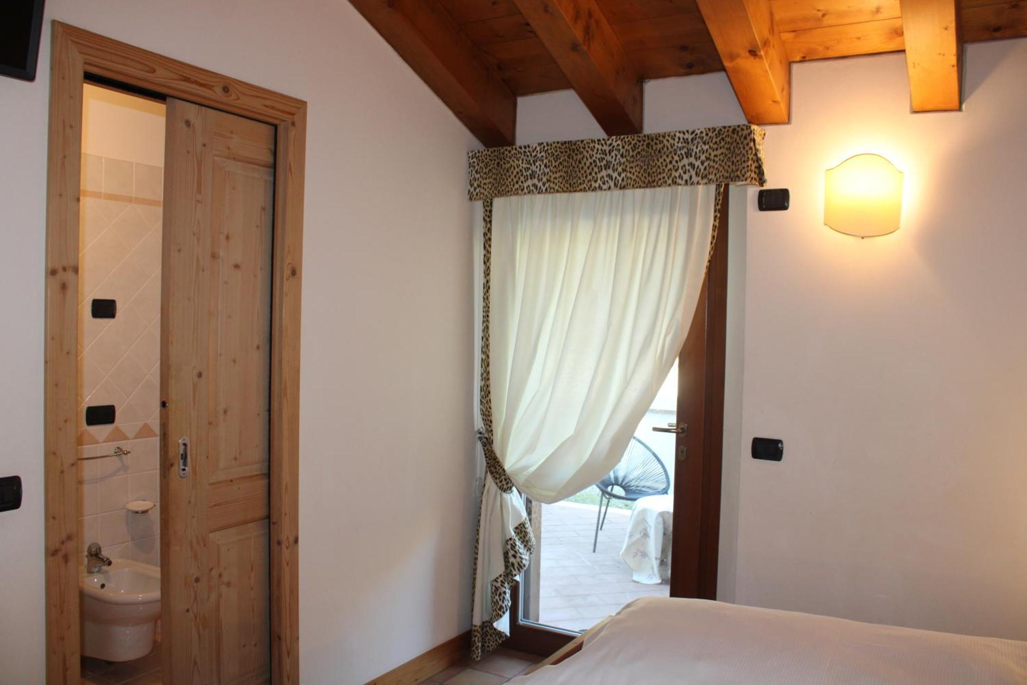 Agriturismo Al Credazzo ファッラ・ディ・ソリーゴ エクステリア 写真
